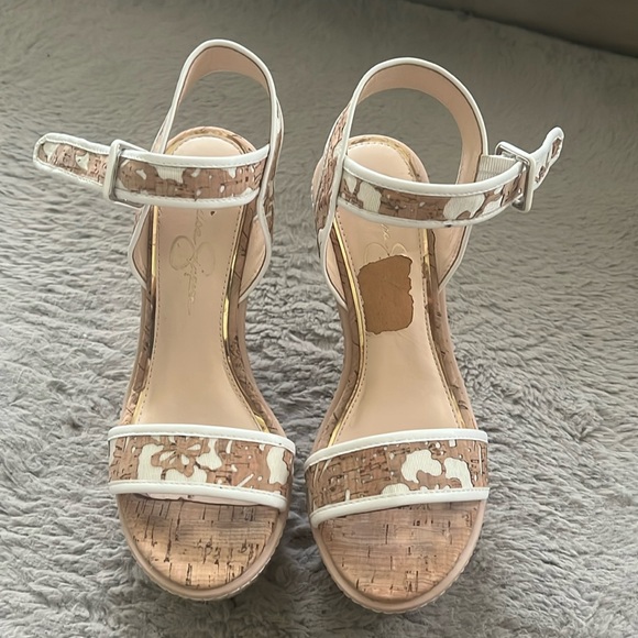 Jessica Simpson Shoes - Jessica Simpson platform sandals